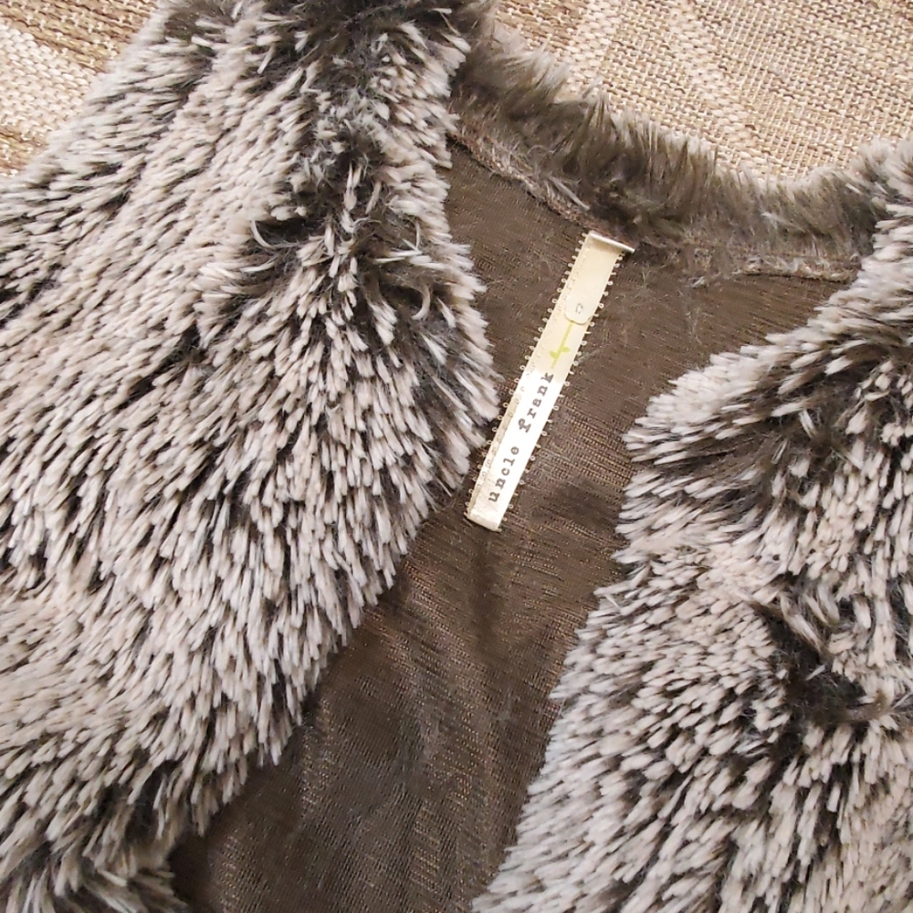 Uncle Frank long brown fur vest size XS - Picture 2 of 2